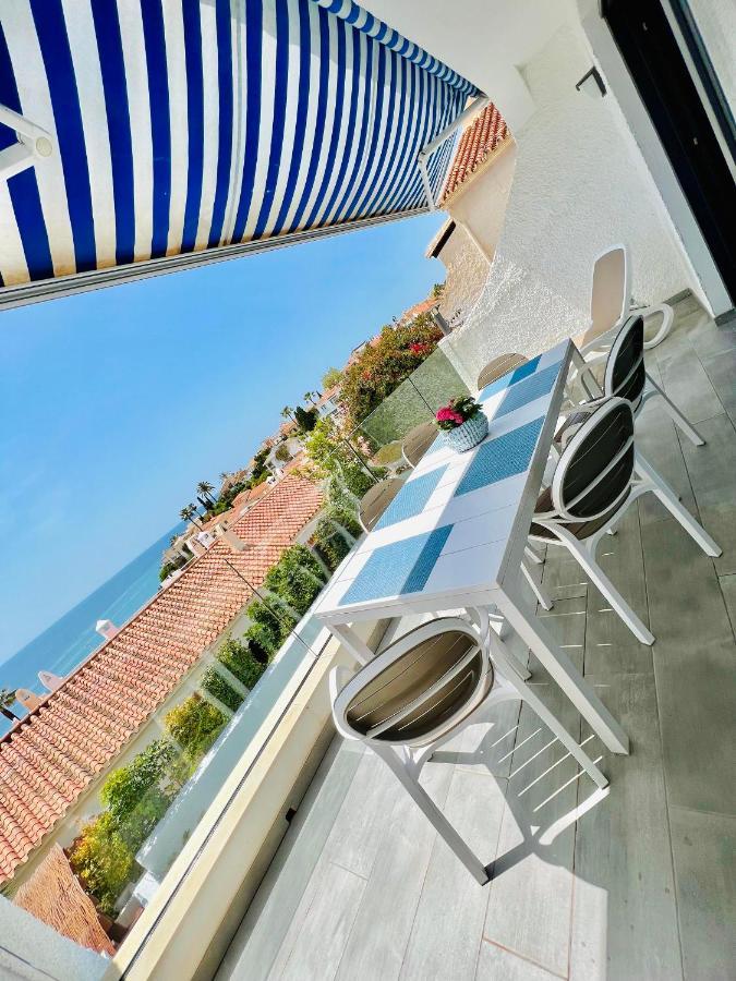 Wonderful House By The Sea Villa Nerja Bagian luar foto